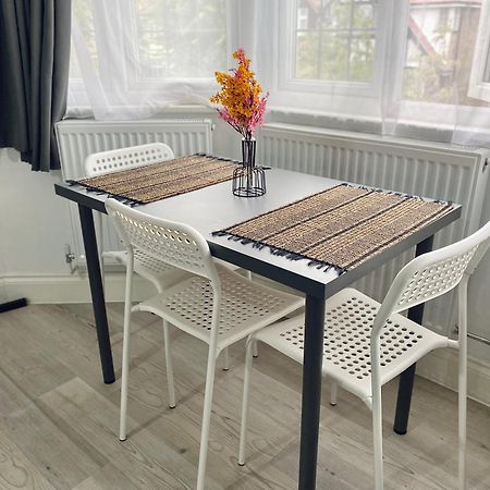 Charming Studio 30Min To Central Λονδίνο Εξωτερικό φωτογραφία